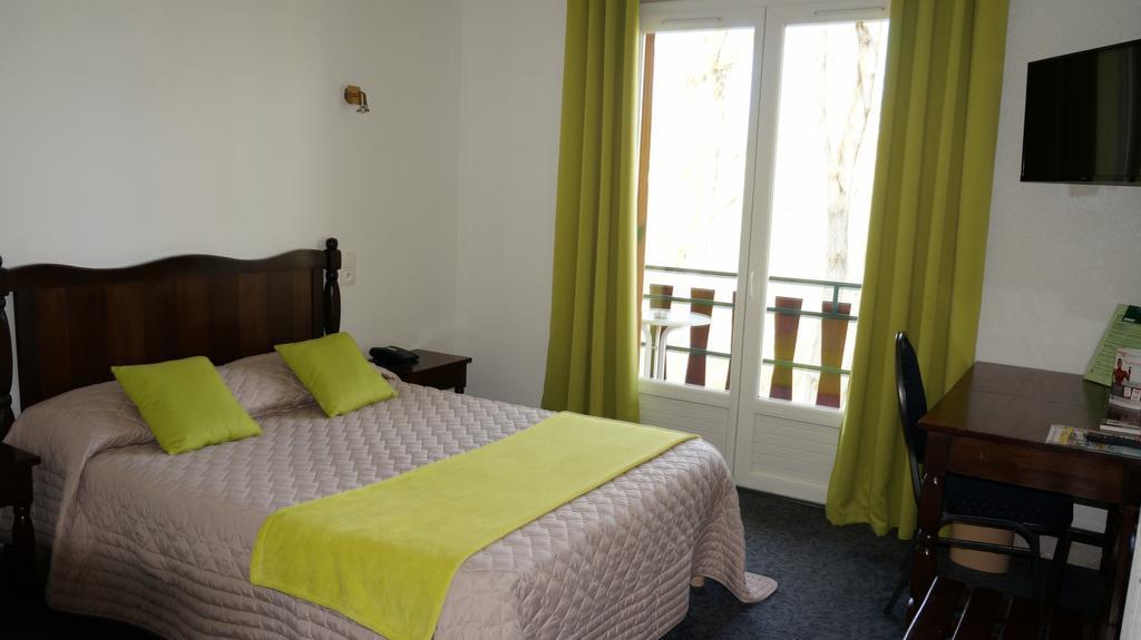 Hotel Robinson Auch Exterior photo